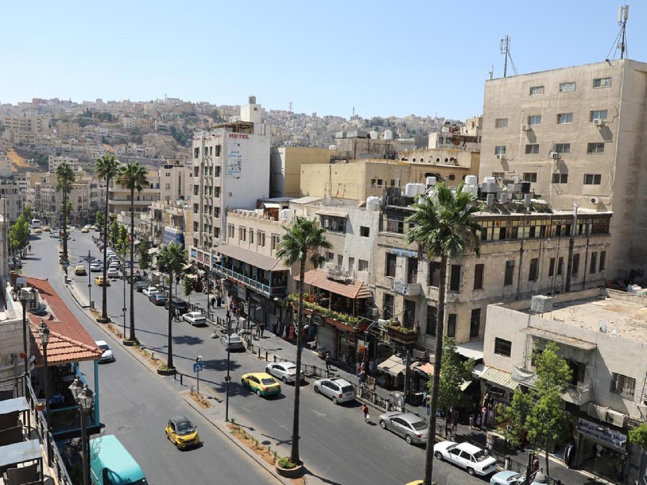 Art Hotel Downtown Amman Bagian luar foto